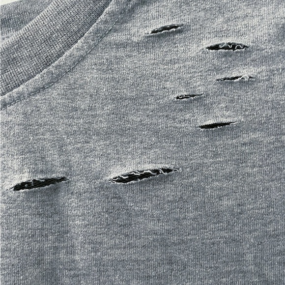 MIMI New York Distressed Cropped Sweatshirt Gray White Stripe Grommet Sleeve M - Picture 10 of 12